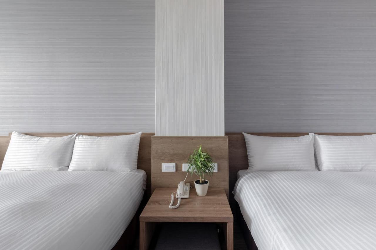 Hotel Brown - Zhongzheng Tainan Eksteriør billede