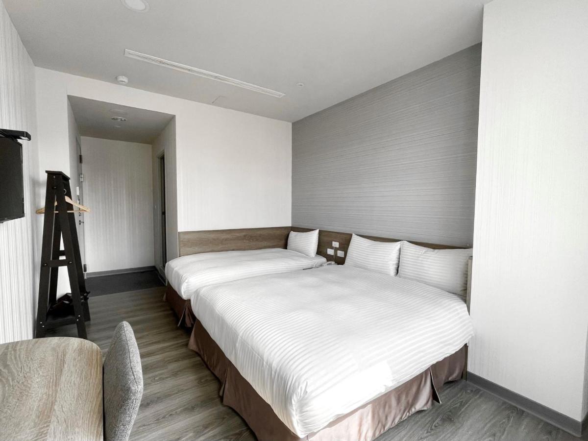 Hotel Brown - Zhongzheng Tainan Eksteriør billede